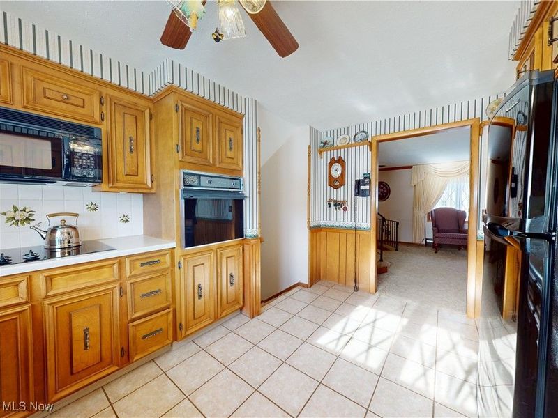 910 Canal Street, Magnolia, OH 44643 Photo 13