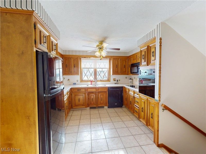 910 Canal Street, Magnolia, OH 44643 Photo 9