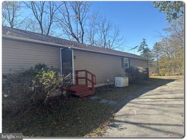 120 JAMES ROAD, BERNVILLE, PA 19506