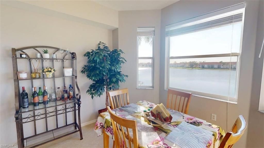 2730 Cypress Trace Cir, Unit 2828, Naples, FL 34119 Photo