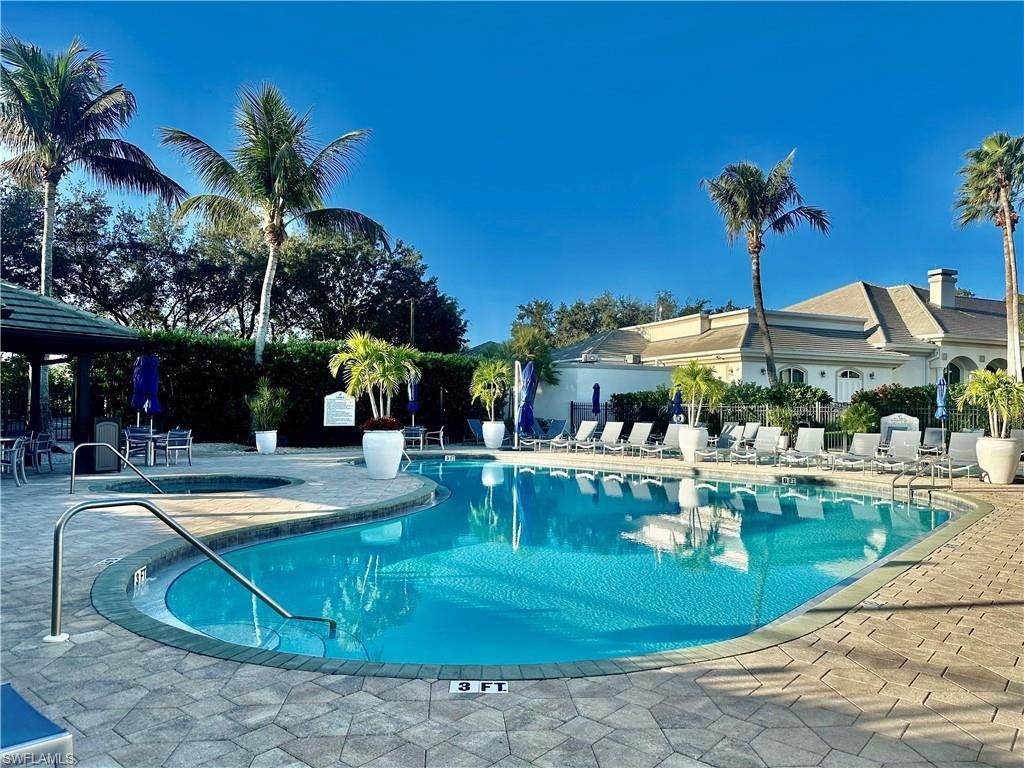 2730 Cypress Trace Cir, Unit 2828, Naples, FL 34119 Photo