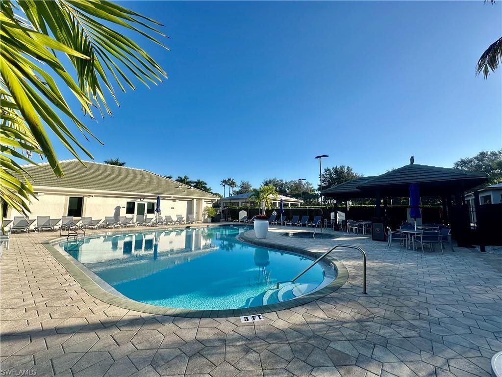 2730 Cypress Trace Cir, Unit 2828, Naples, FL 34119 Photo