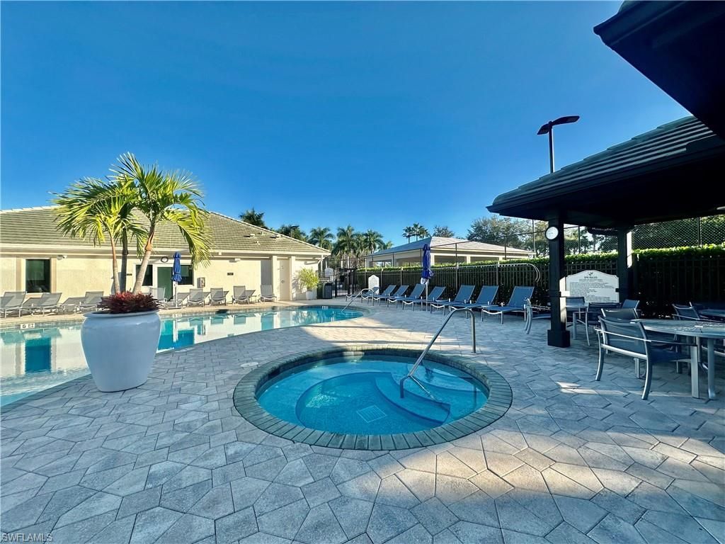 2730 Cypress Trace Cir, Unit 2828, Naples, FL 34119 Photo
