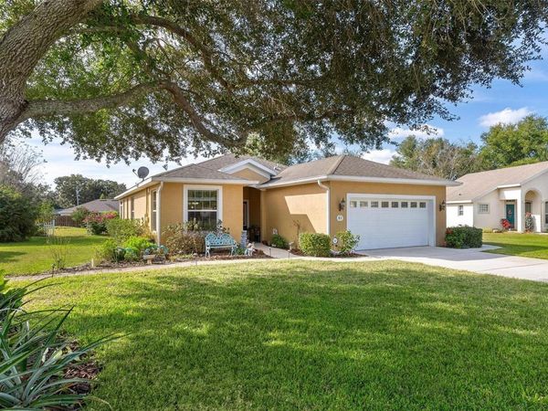 81 TWIN LAKE CIRCLE, UMATILLA, FL 32784