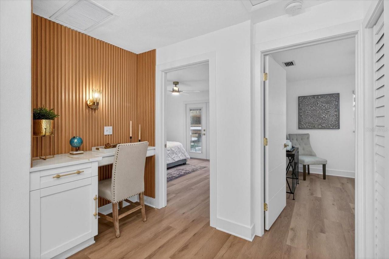 1927 Shore Acres Boulevard Ne, Saint Petersburg, FL 33703 Photo