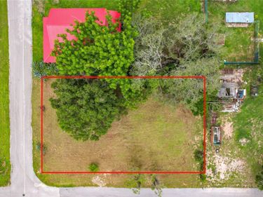 914 HARRELL AVENUE, FROSTPROOF, FL 33843