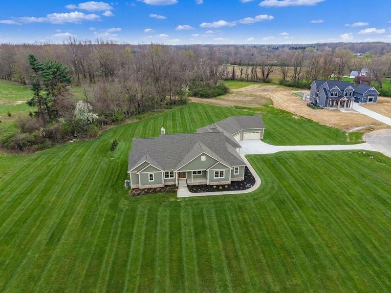 384 Olive Court, Sunbury, OH 43074 Photo 4