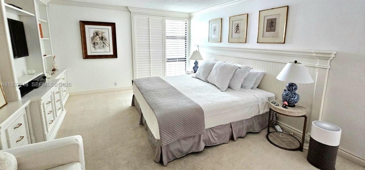 1111 Crandon Blvd, Unit A504, Key Biscayne, FL 33149 Photo