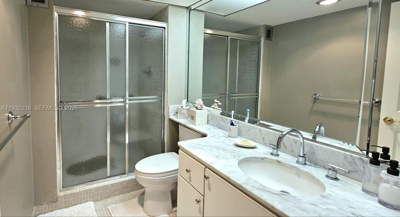 1111 Crandon Blvd, Unit A504, Key Biscayne, FL 33149 Photo