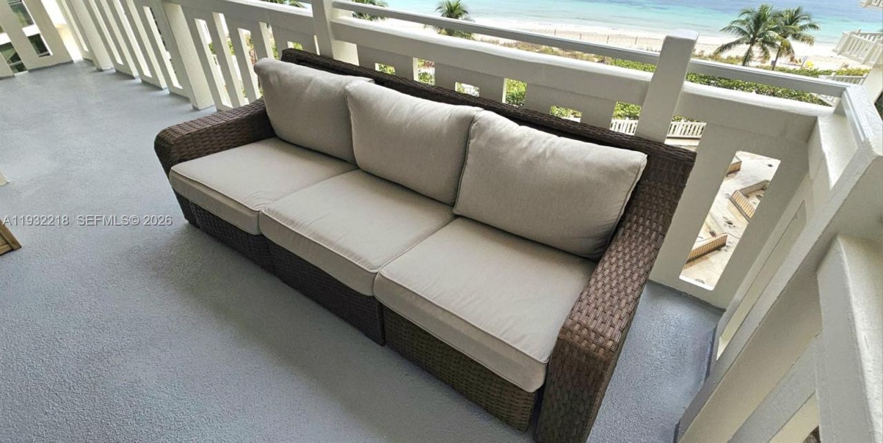 1111 Crandon Blvd, Unit A504, Key Biscayne, FL 33149 Photo