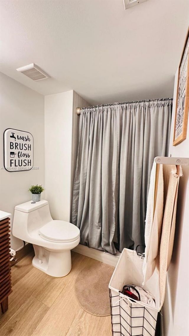 223 Lakeview Dr, Unit 204, Weston, FL 33326 Photo