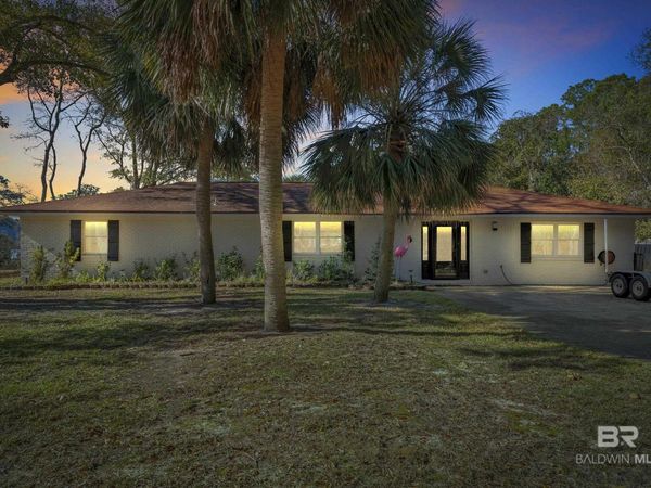 7789 Bayshore Drive, Elberta, AL 36530