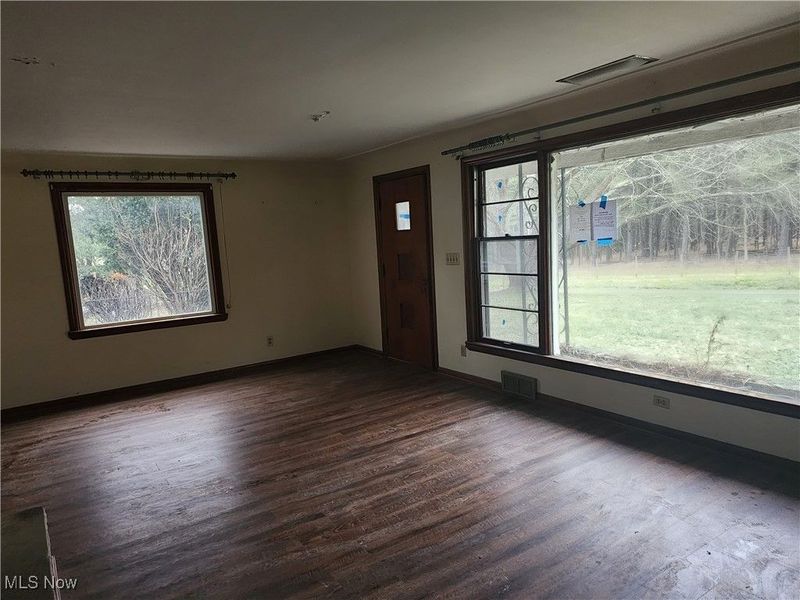 222 N Lipkey Road, North Jackson, OH 44451 Photo 8