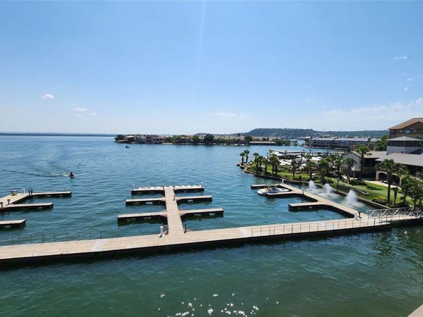 1001 The Cape RD, Unit 32, Horseshoe Bay, TX 78657