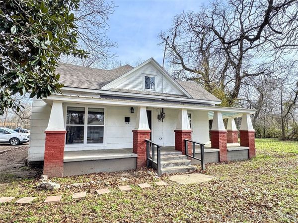 1020 N Vinita Avenue, Tahlequah, OK 74464