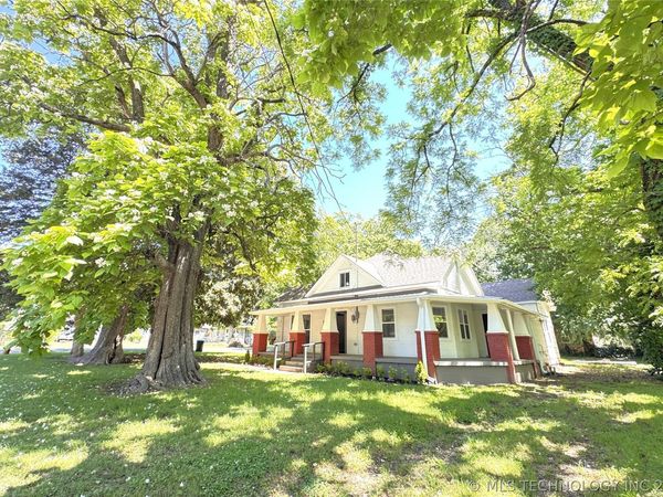 1020 N Vinita Avenue, Tahlequah, OK 74464