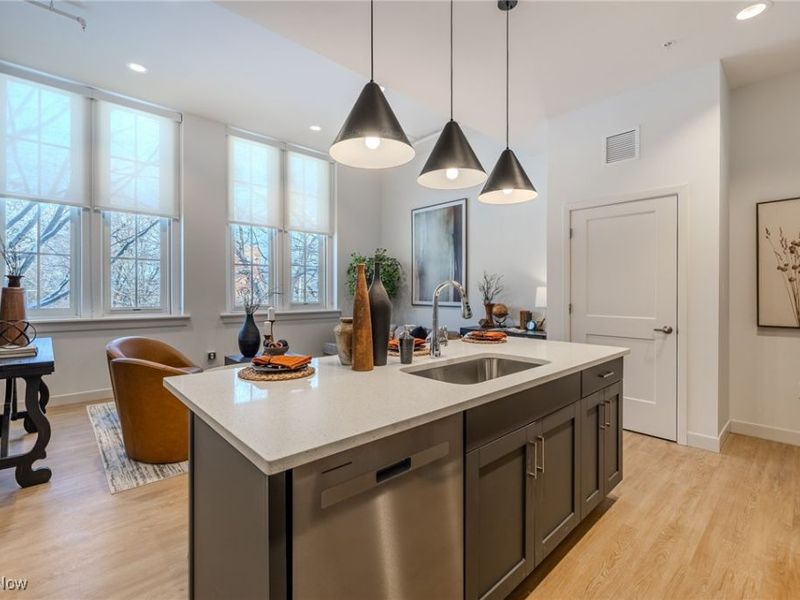 25 Public Square, Willoughby, OH 44094 Photo 21