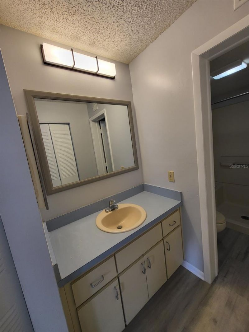 650 Island Way, Unit 208, Clearwater, FL 33767 Photo