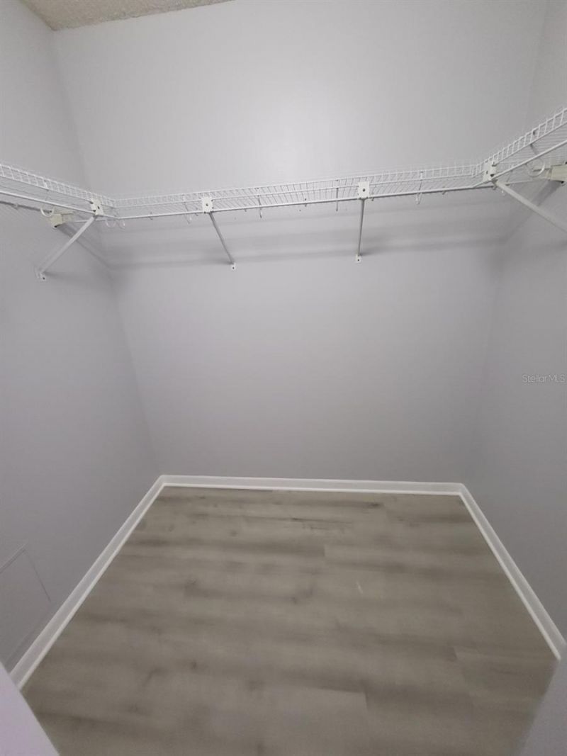 650 Island Way, Unit 208, Clearwater, FL 33767 Photo