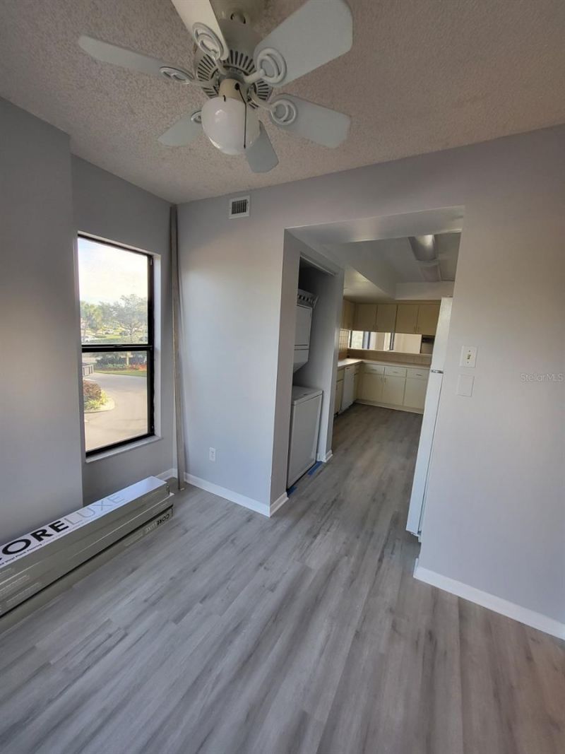 650 Island Way, Unit 208, Clearwater, FL 33767 Photo