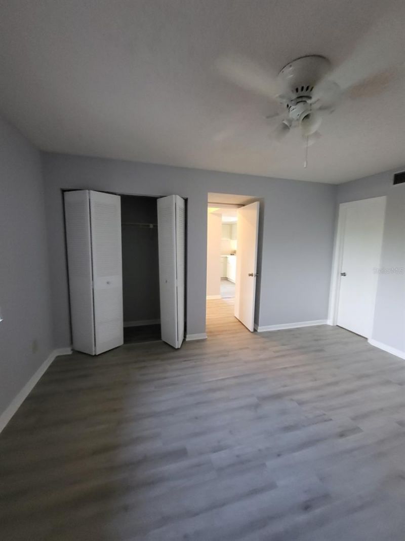 650 Island Way, Unit 208, Clearwater, FL 33767 Photo