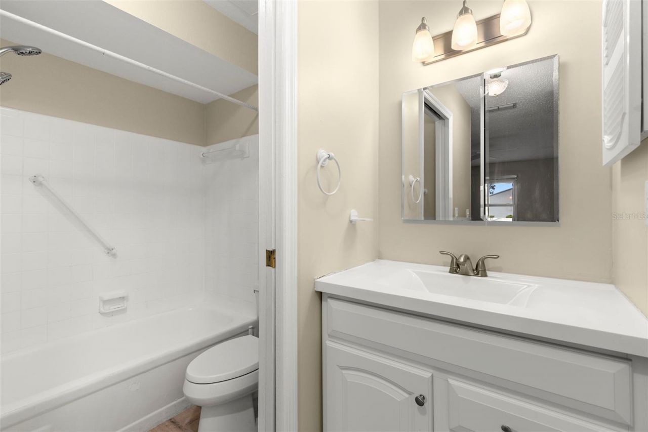 3357 38th Street, Unit B, Saint Petersburg, FL 33711 Photo