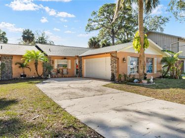 5122 BAY BOULEVARD, PORT RICHEY, FL 34668
