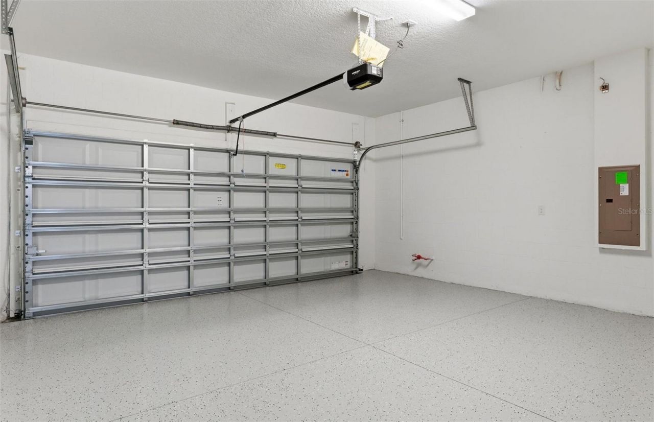 37290 Clinch Circle, Zephyrhills, FL 33540 Photo