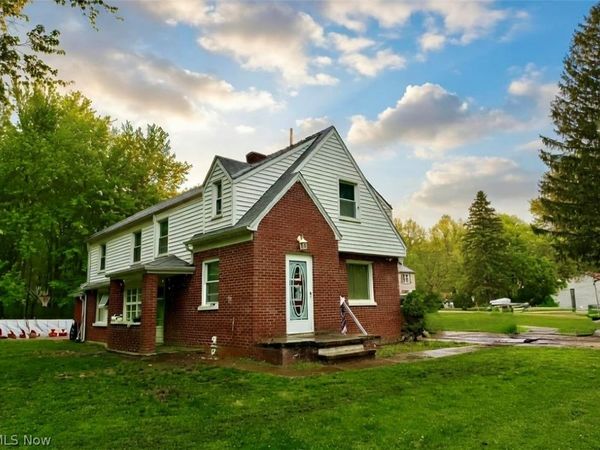 557 North Avenue, Geneva, OH 44041