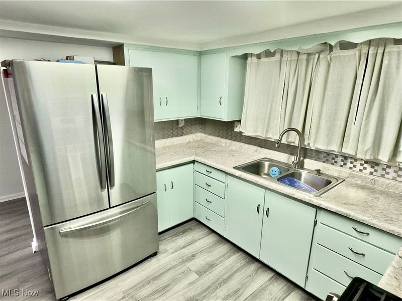 557 North Avenue, Geneva, OH 44041 Photo 9