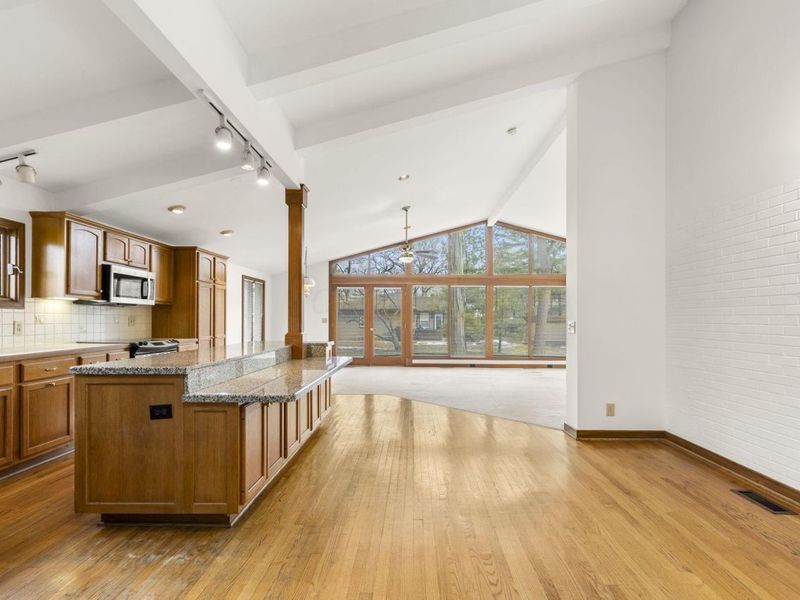 6637 Merwin Road, Columbus, OH 43235 Photo 10