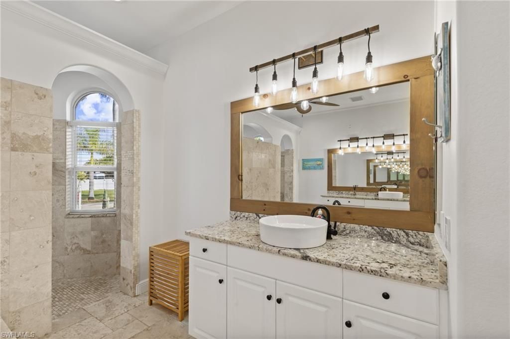 2114 SW 29th Ter, Cape Coral, FL 33914 Photo