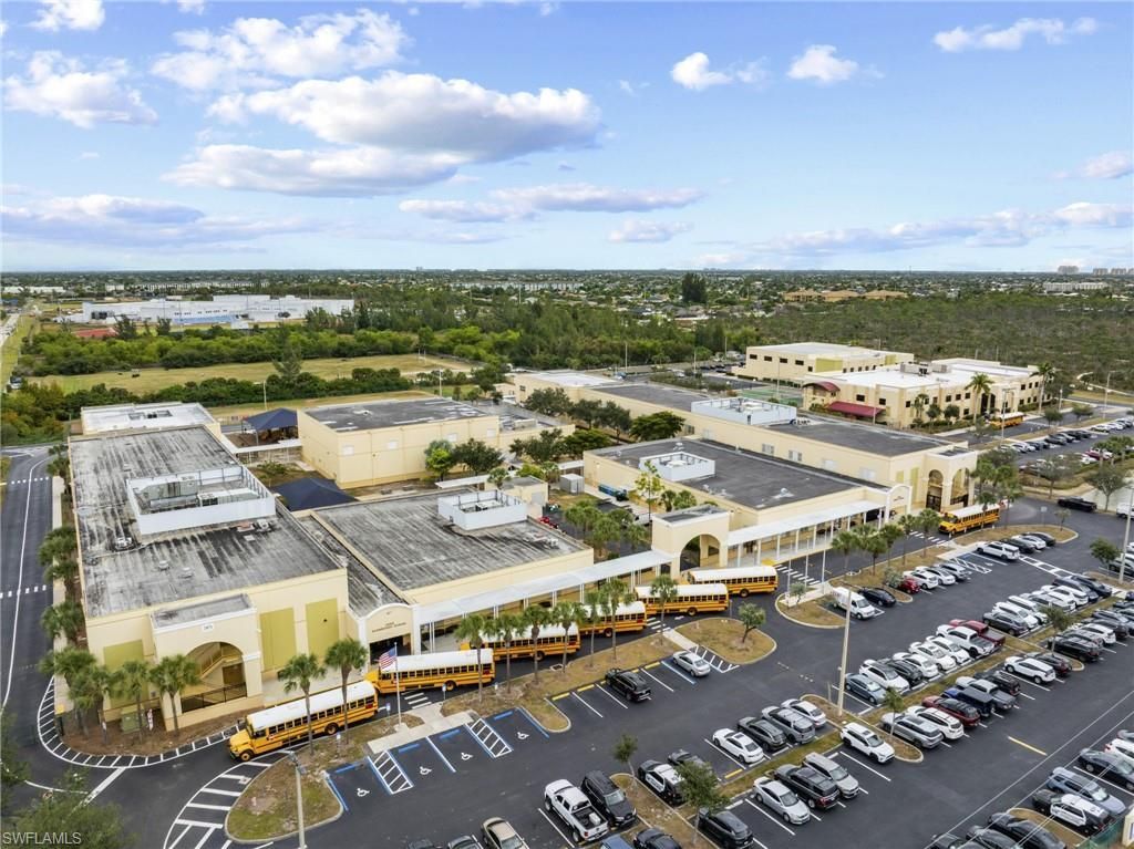 2114 SW 29th Ter, Cape Coral, FL 33914 Photo