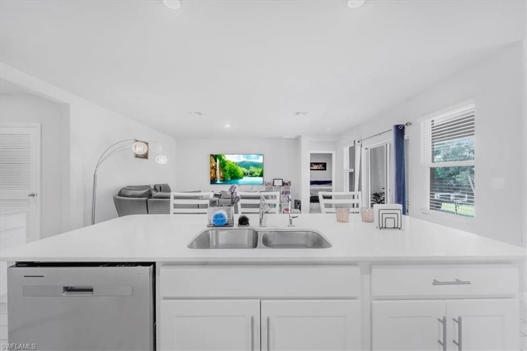 1216 NW 21st Pl, Cape Coral, FL 33993 Photo
