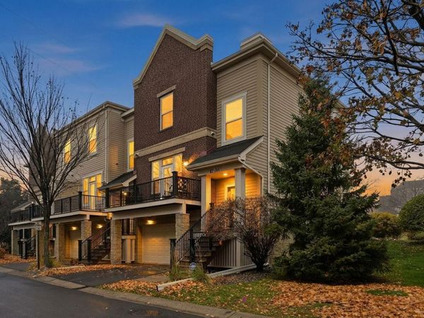 61 4th Avenue N, Unit 101, Minneapolis, MN 55401