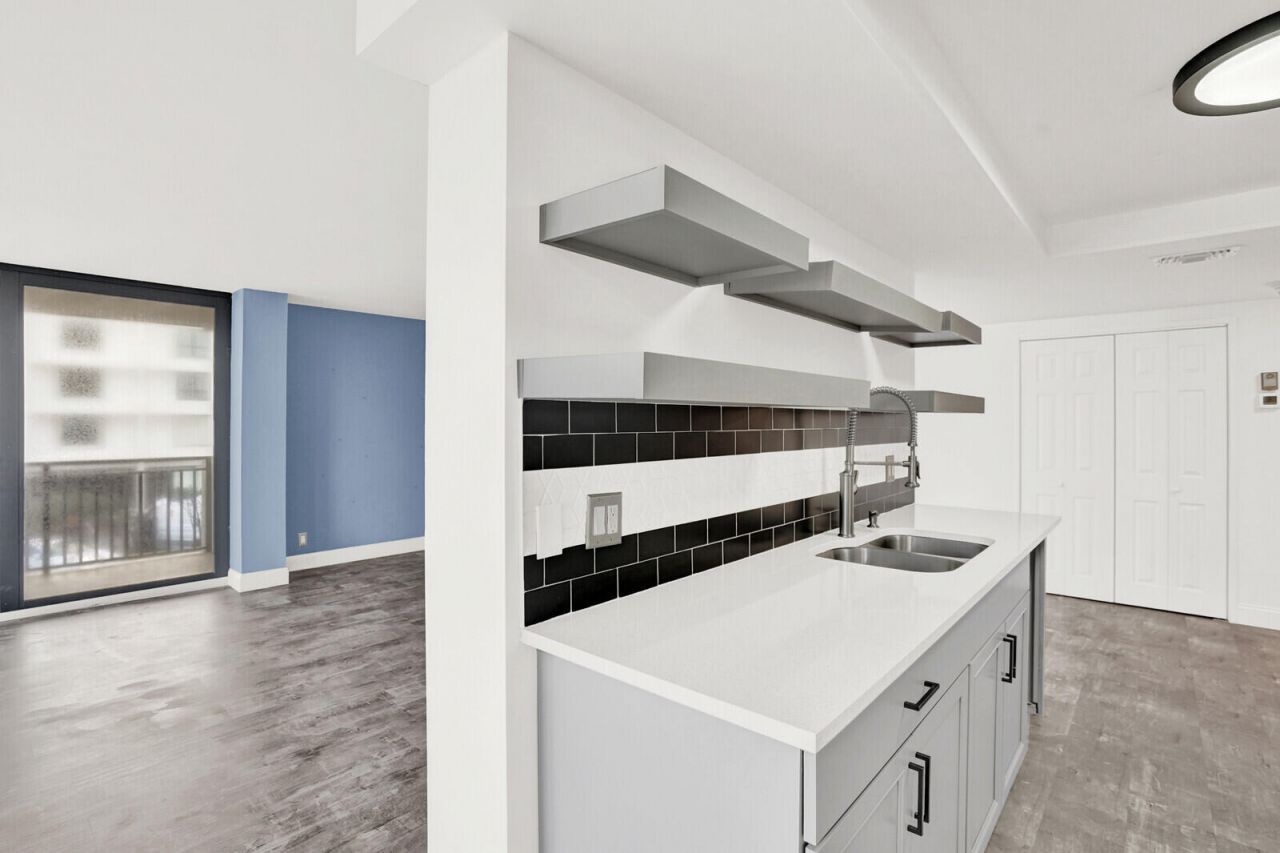 5460 N Ocean Drive, Unit 1d, Singer Island, FL 33404 Photo