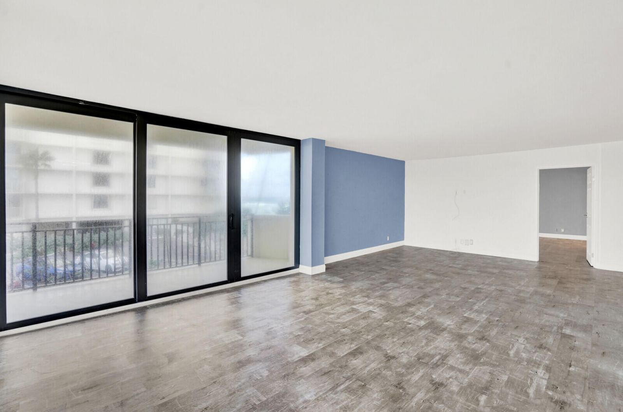 5460 N Ocean Drive, Unit 1d, Singer Island, FL 33404 Photo