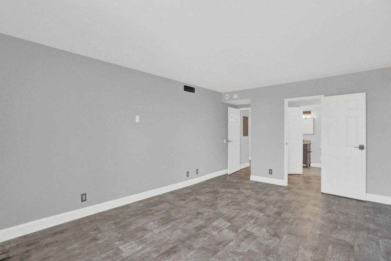 5460 N Ocean Drive, Unit 1d, Singer Island, FL 33404 Photo