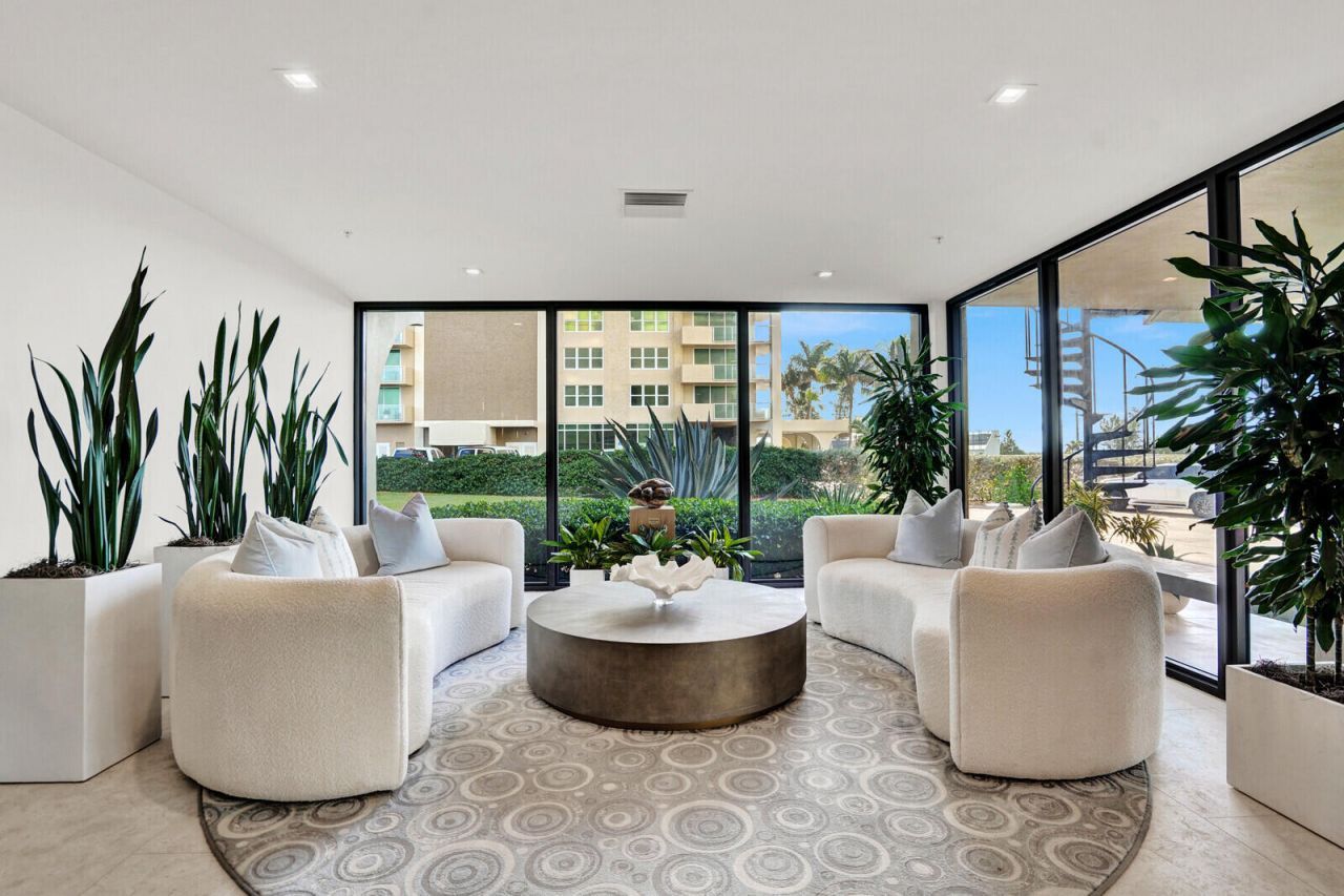 5460 N Ocean Drive, Unit 1d, Singer Island, FL 33404 Photo