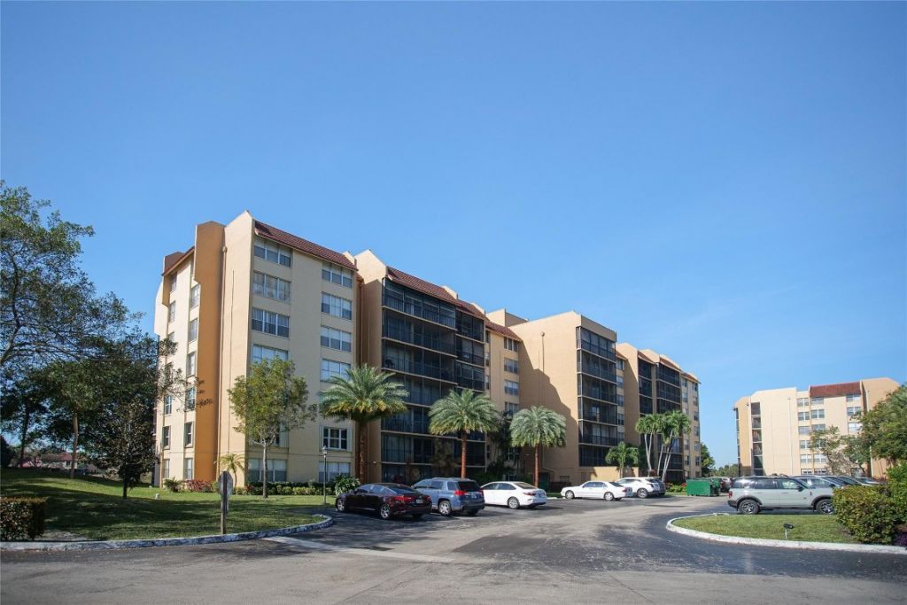 3821 Environ Boulevard, Unit 603, Lauderhill, FL 33319 Photo