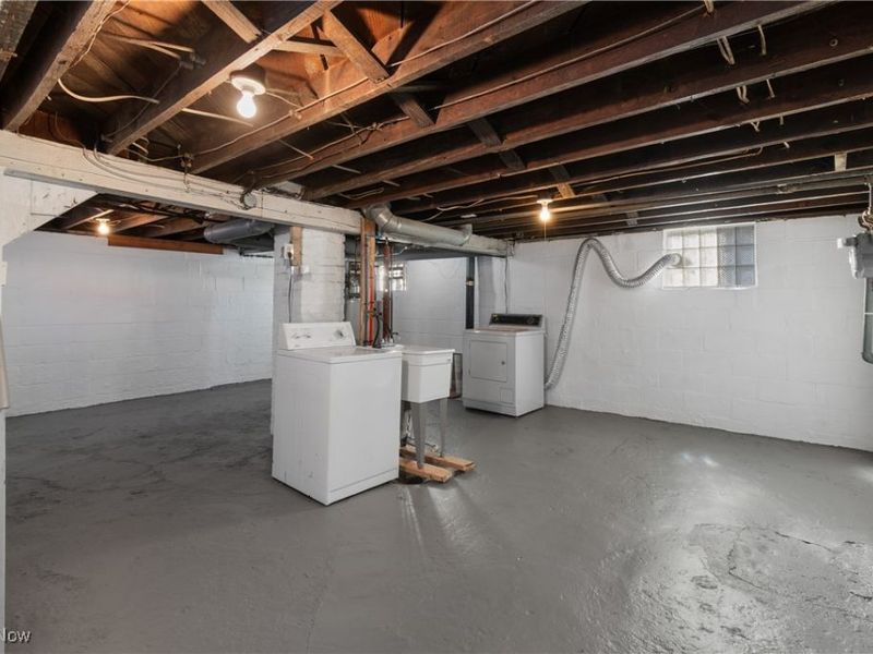 1899 16th Street SW, Akron, OH 44314 Photo 22