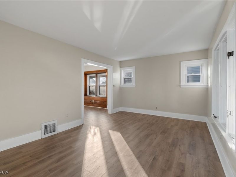 1899 16th Street SW, Akron, OH 44314 Photo 7