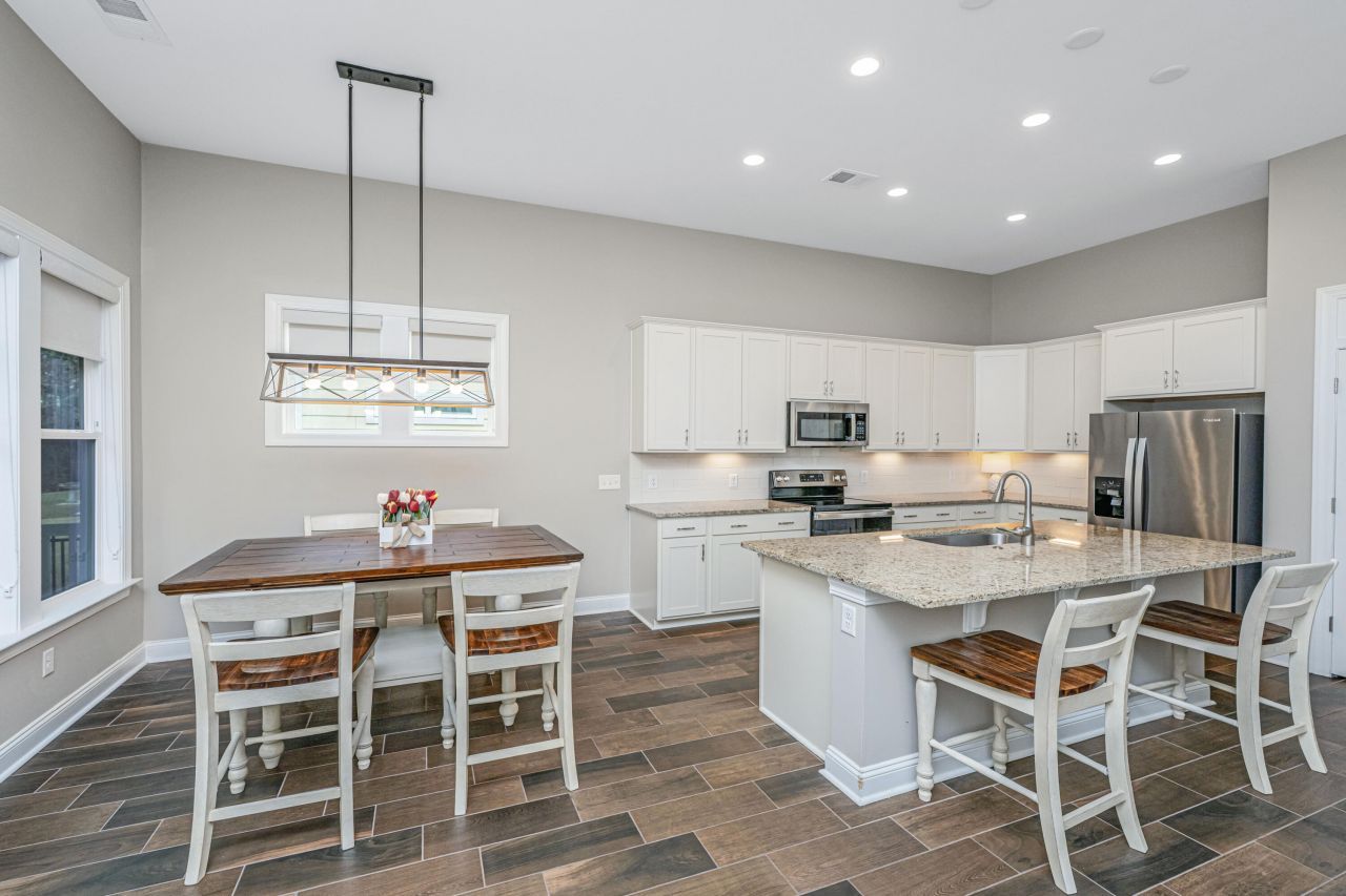 5077 Song Sparrow Way Photo 10