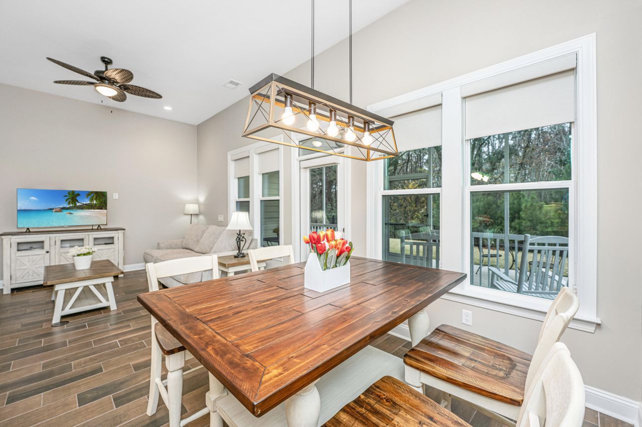 5077 Song Sparrow Way Photo 13