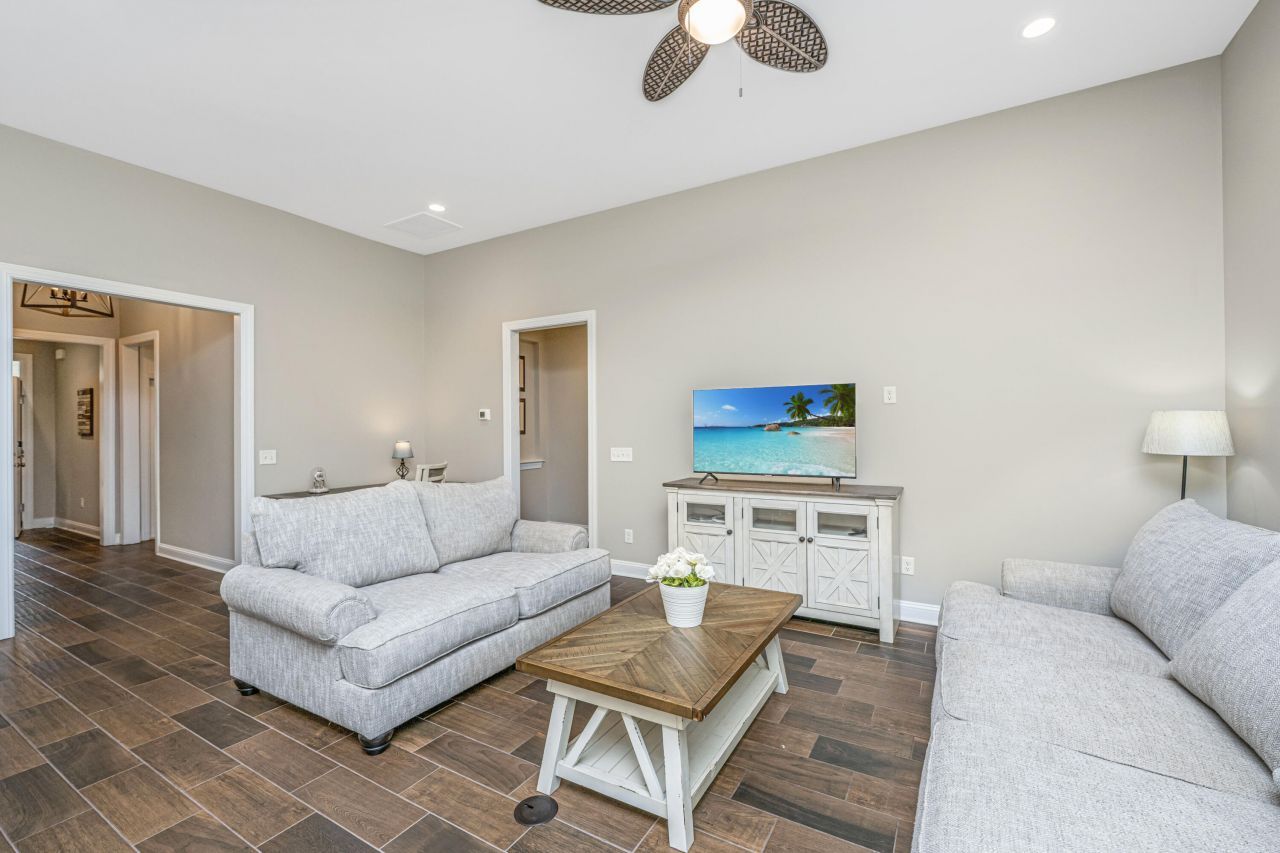 5077 Song Sparrow Way Photo 14