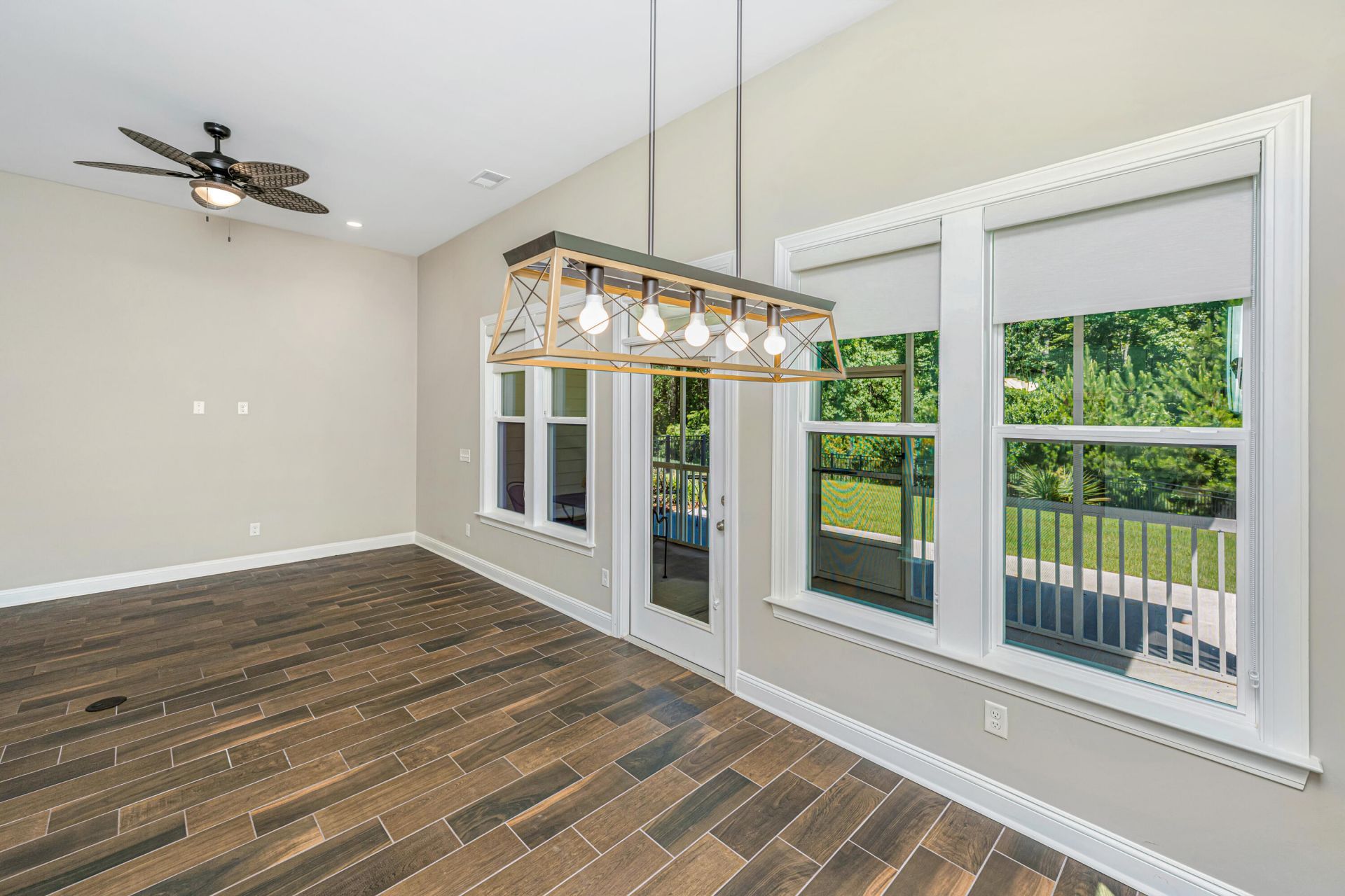 5077 Song Sparrow Way Photo 15