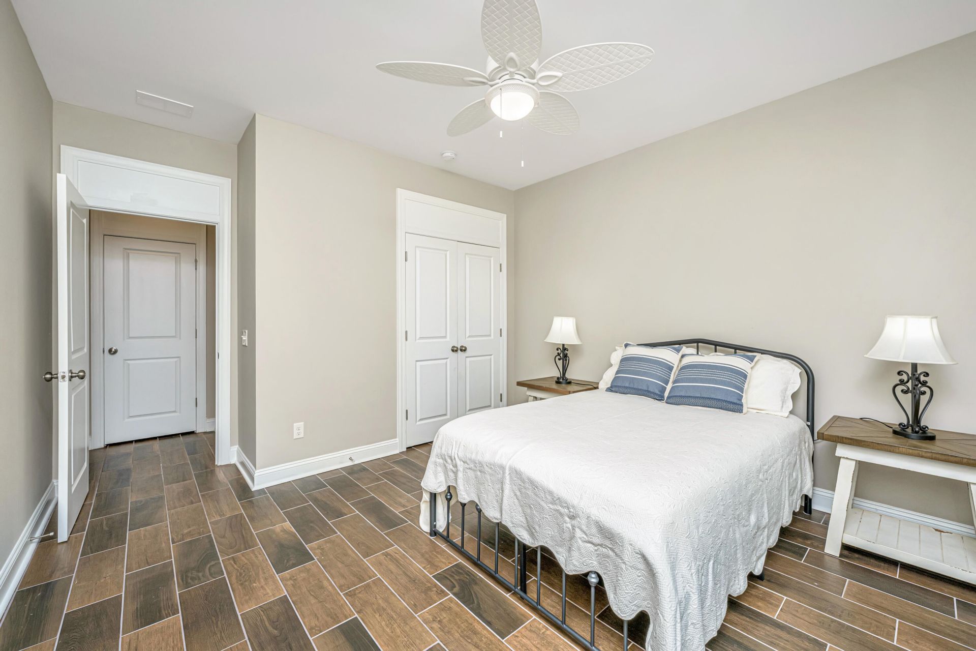 5077 Song Sparrow Way Photo 26