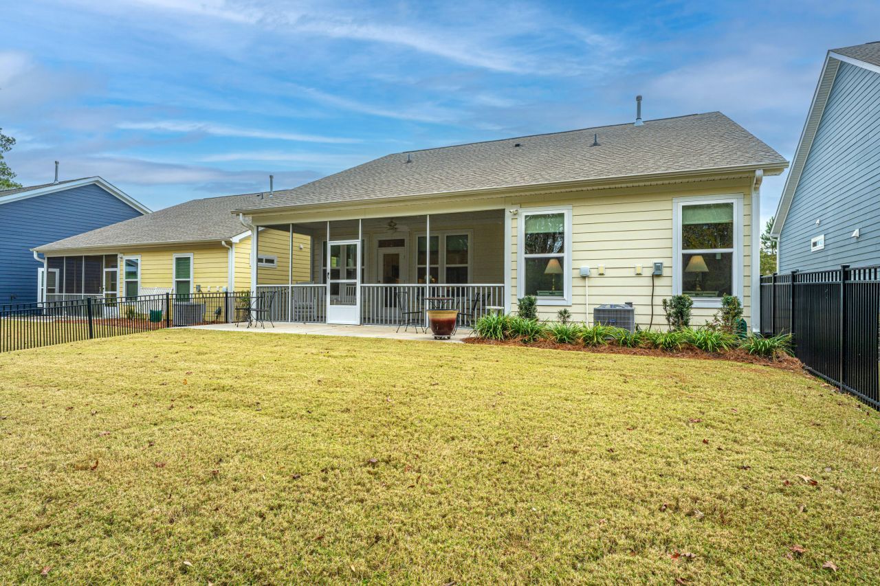 5077 Song Sparrow Way Photo 36