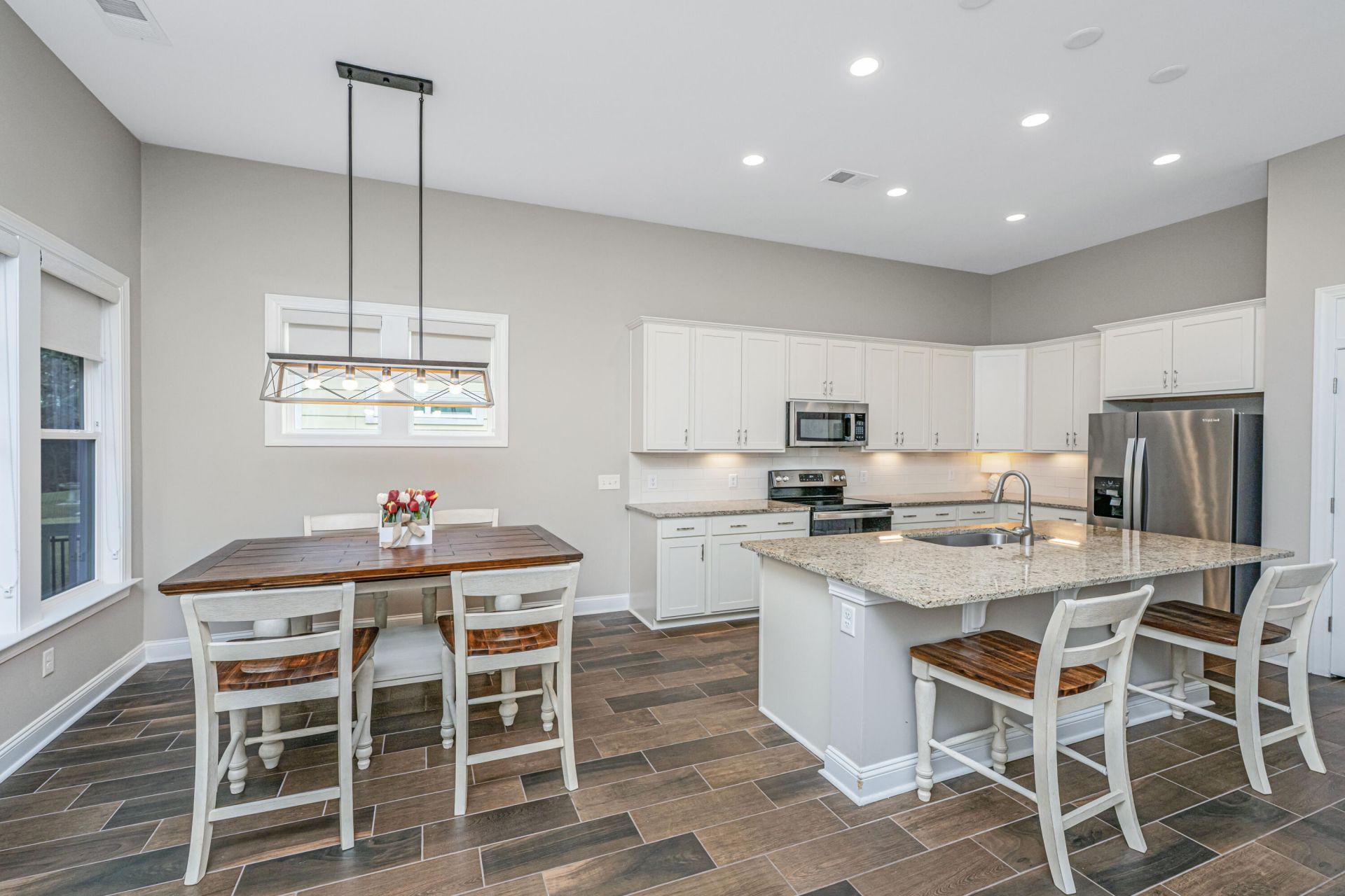 5077 Song Sparrow Way Photo 9