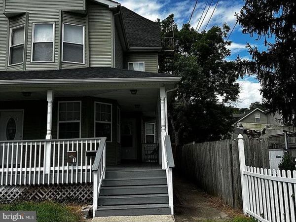 904 CARTERET AVENUE, TRENTON, NJ 08618